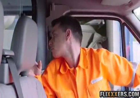 Pornhub est le meilleur endroit pour trouver des vidéos chaudes et torrides de toutes sortes