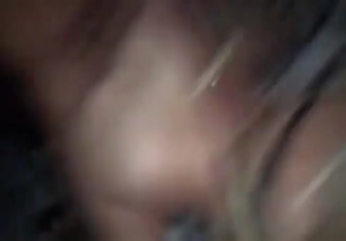 Sneaky baiser elle avec de gros épais bite noire.